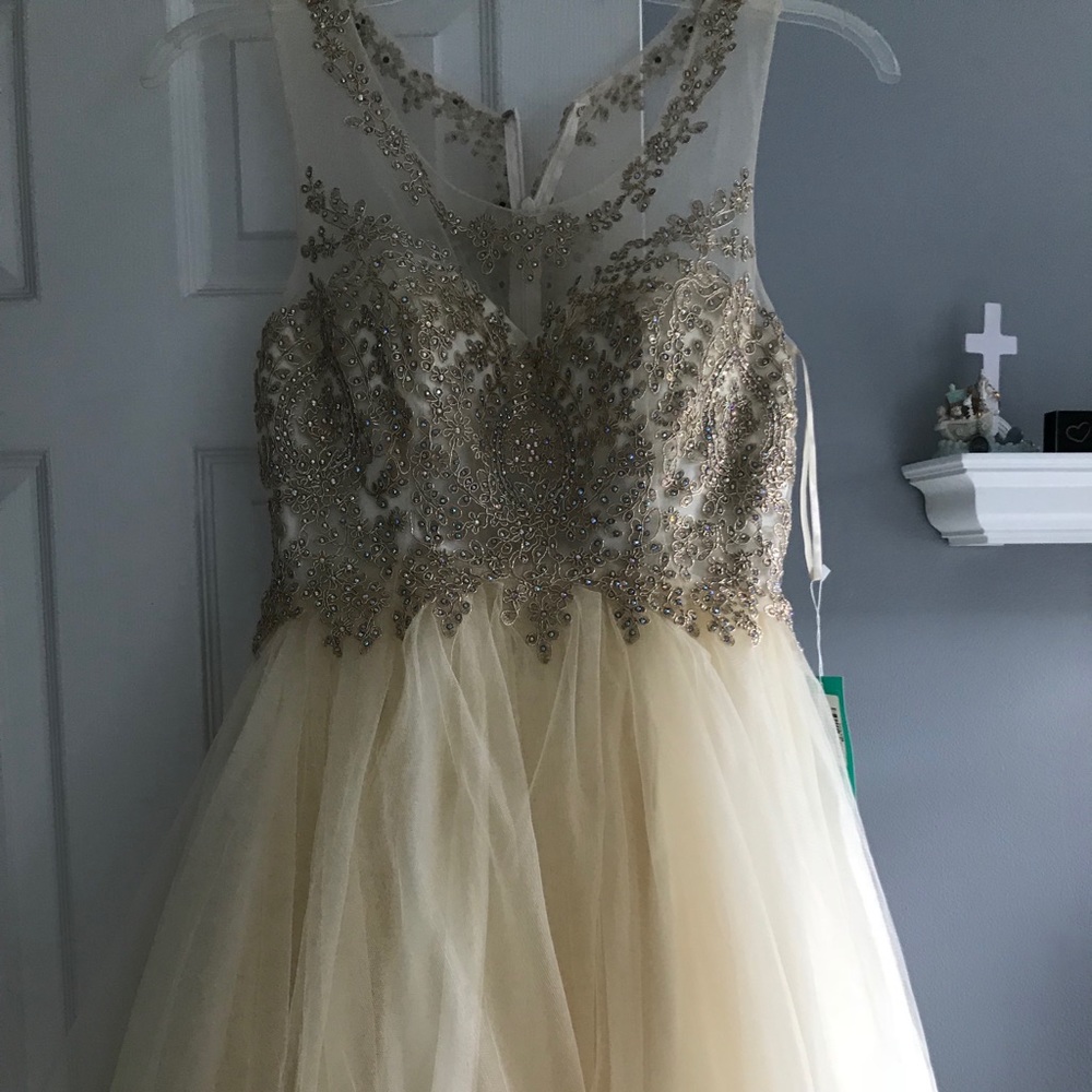 Sarah Bridal Prom Dress